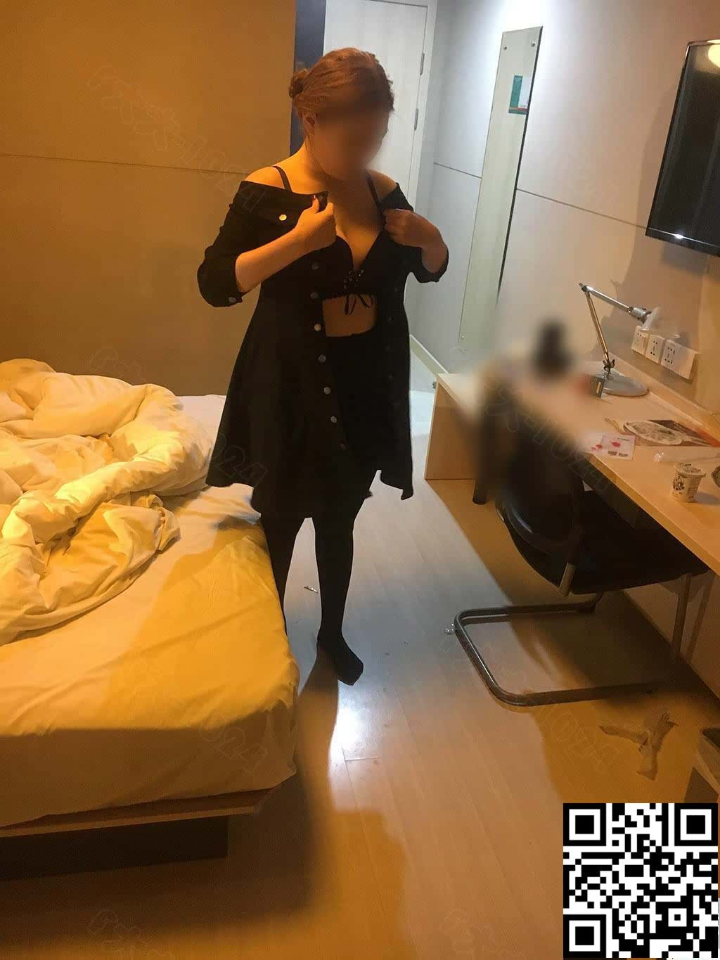 从C乳女神到小母狗[26P]