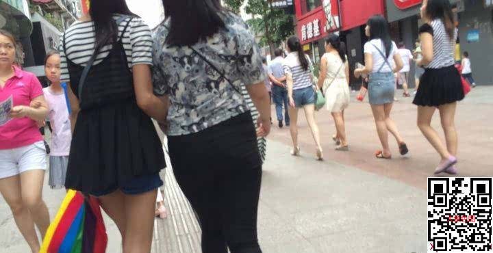 街拍两个妹子,一美腿一肥臀[14P]