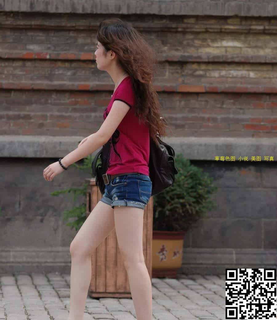 白皙美腿美女[12P]