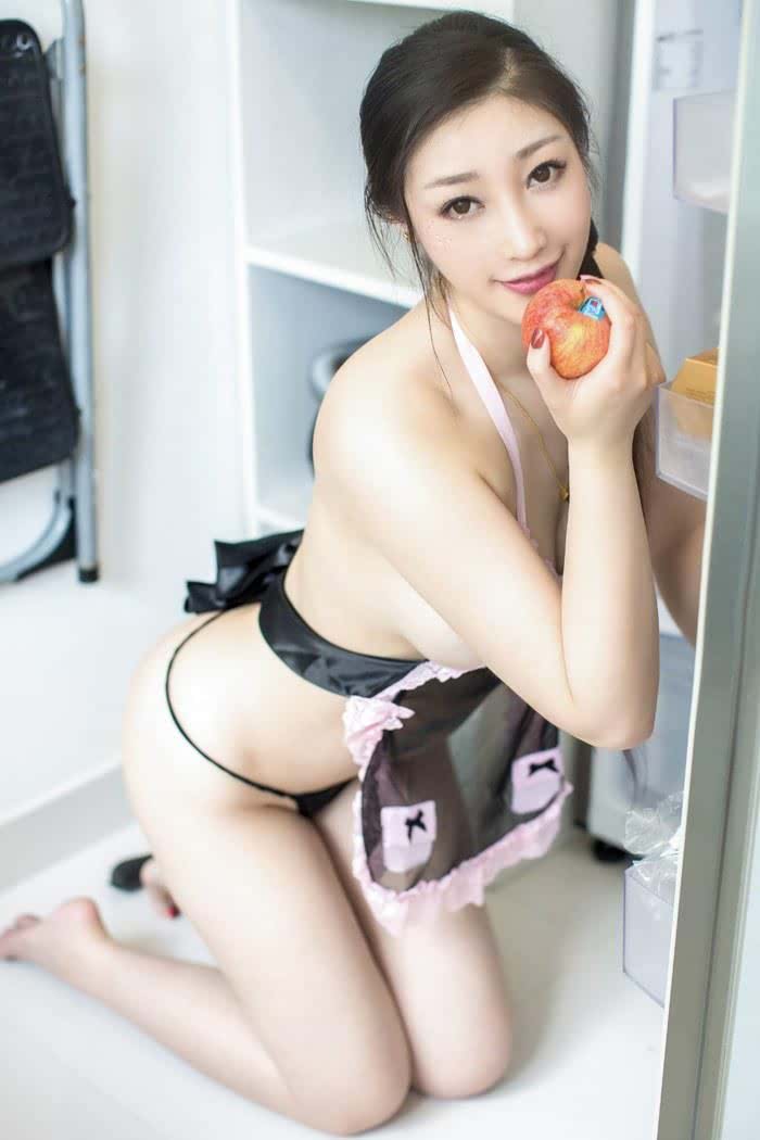 性感尤物妲己丰乳肥臀叫人欲火高涨