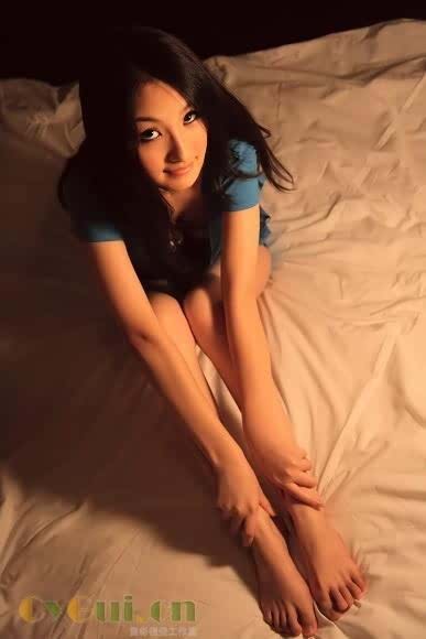 美空超级美女—杨茜柔情内衣秀