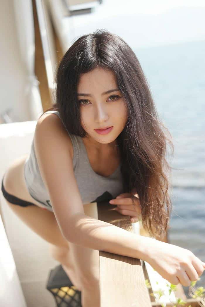 那年巨臀玛鲁娜迷人美乳处处留香